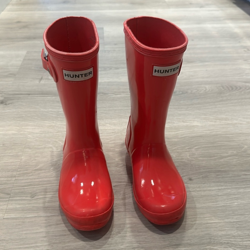 Pink hunter rainboots